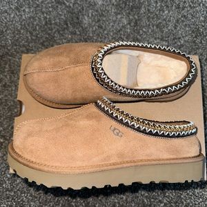 Chestnut UGG Tasman Slippers